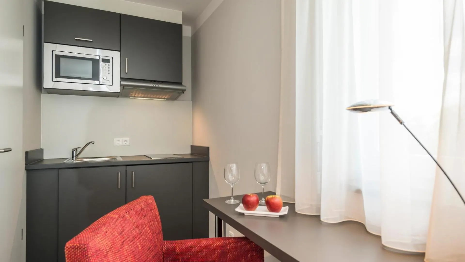 The Stay.Residence Planegg 3*,